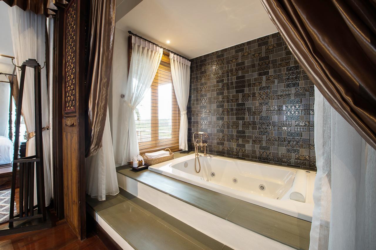 Shinnabhura Historic Boutique Hotel Phitsanulok Exterior foto